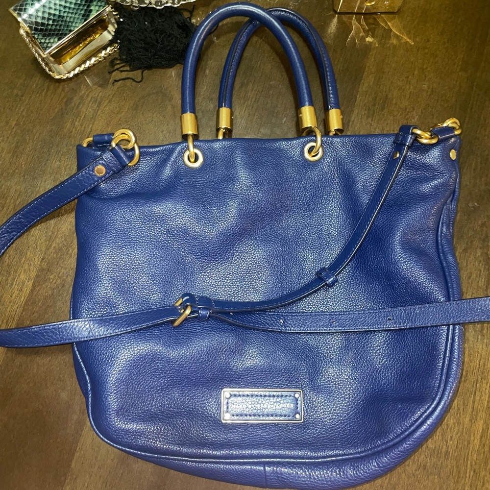 ❤️SOLD❤️ Marc by Marc jacobs Blue pebbled leather hobo style handbag Crossbody